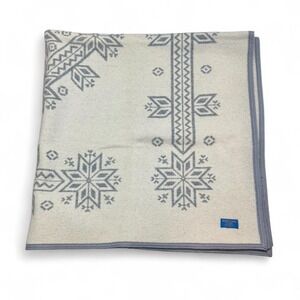 Vintage Westland Wovens by Pendleton wool blanket with snowflakes pattern